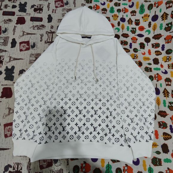 Louis Vuitton Tops - Chic Gradient Monogram Print Hoodie